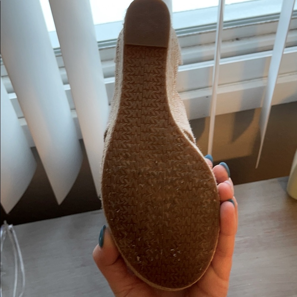 Michael Kors wedge shoes - Picture 4 of 4